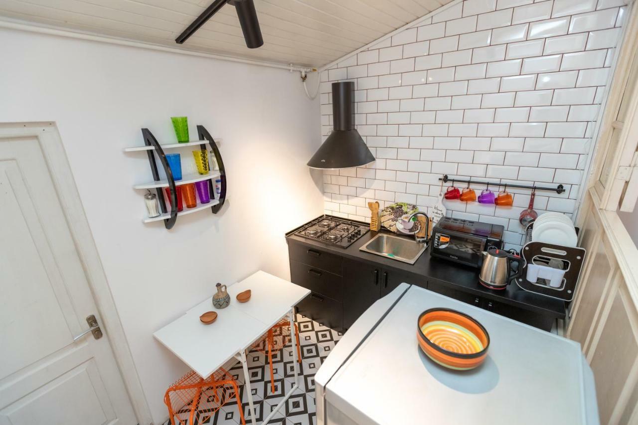 Nina' Cozy Apartment Tbilisi Ngoại thất bức ảnh